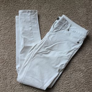 White jeggings